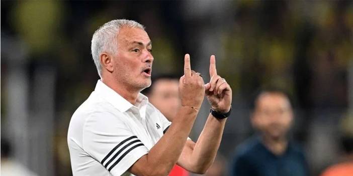 Mourinho yönetimi eleştirmişti: Fenerbahçe’de transfer bombası: İki takviye yolda 4