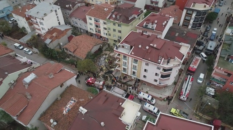 Sancaktepe'de helikopter düştü! İlk fotoğraflar... 19