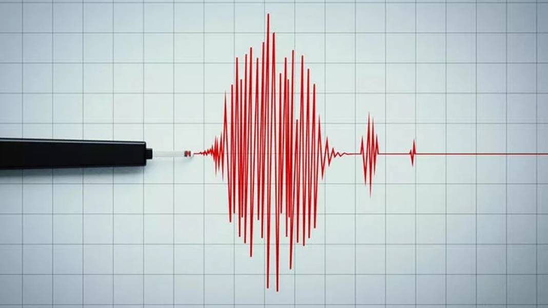 5,7 büyüklüğündeki deprem şehirde korku ve paniğe neden oldu 1