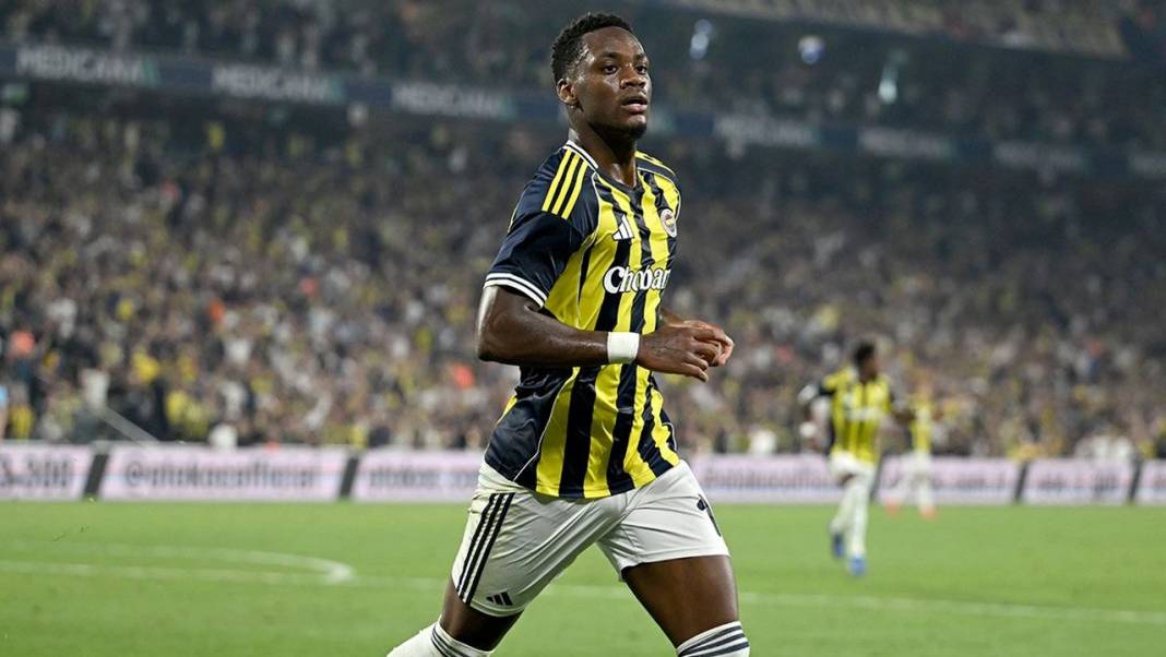 Fenerbahçe’de iki ayrılık kararı: Yaprak dökümü başlıyor 3