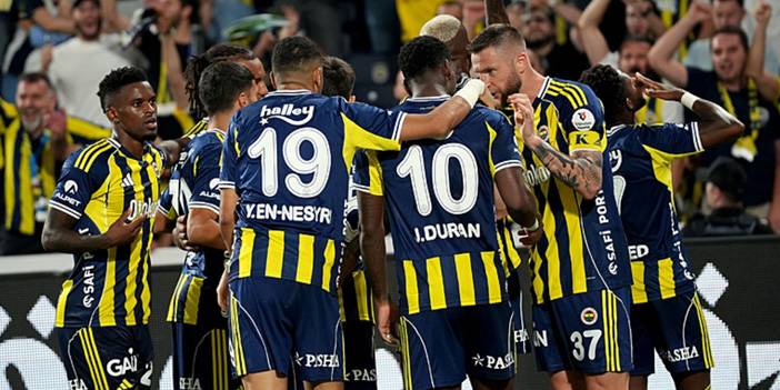Fenerbahçe’de iki ayrılık kararı: Yaprak dökümü başlıyor