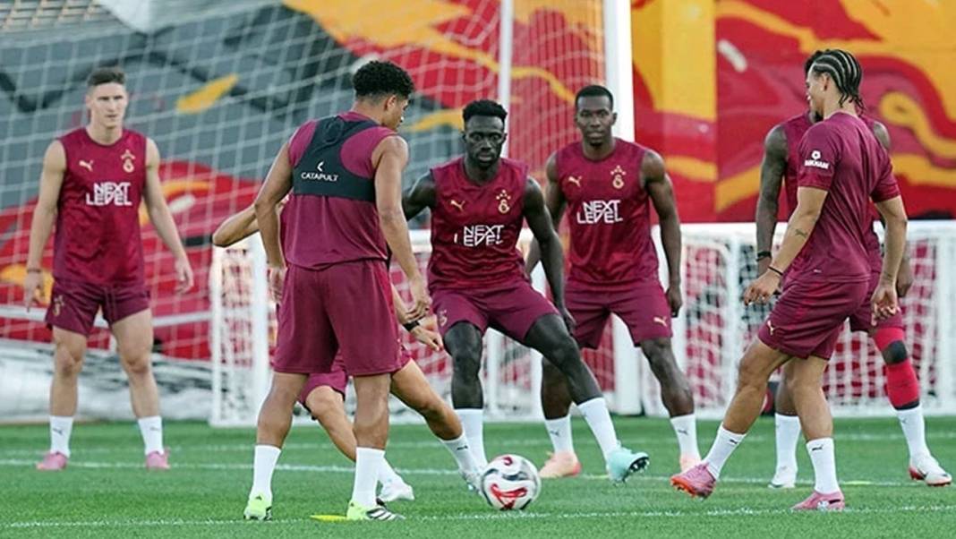 Galatasaray’da derbi kadrosu belli, 1 isim hariç! İşte o isim… 4