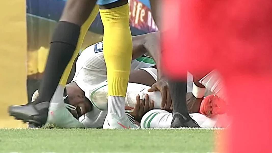 Osimhen’den yönetime çağrı: Fener maçında oynayacak mı? 3