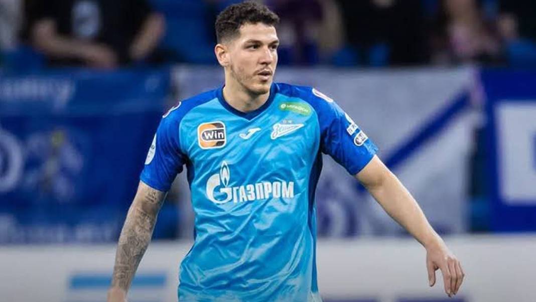 Galatasaray’dan flaş hamle: Brezilyalı stoper geliyor mu? 3