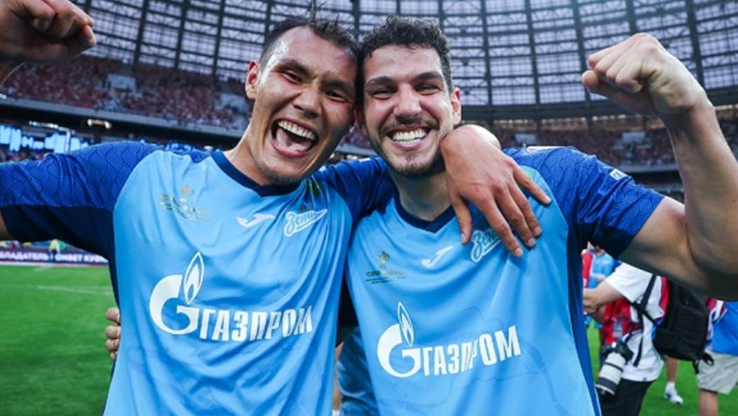 Galatasaray’dan flaş hamle: Brezilyalı stoper geliyor mu? 4