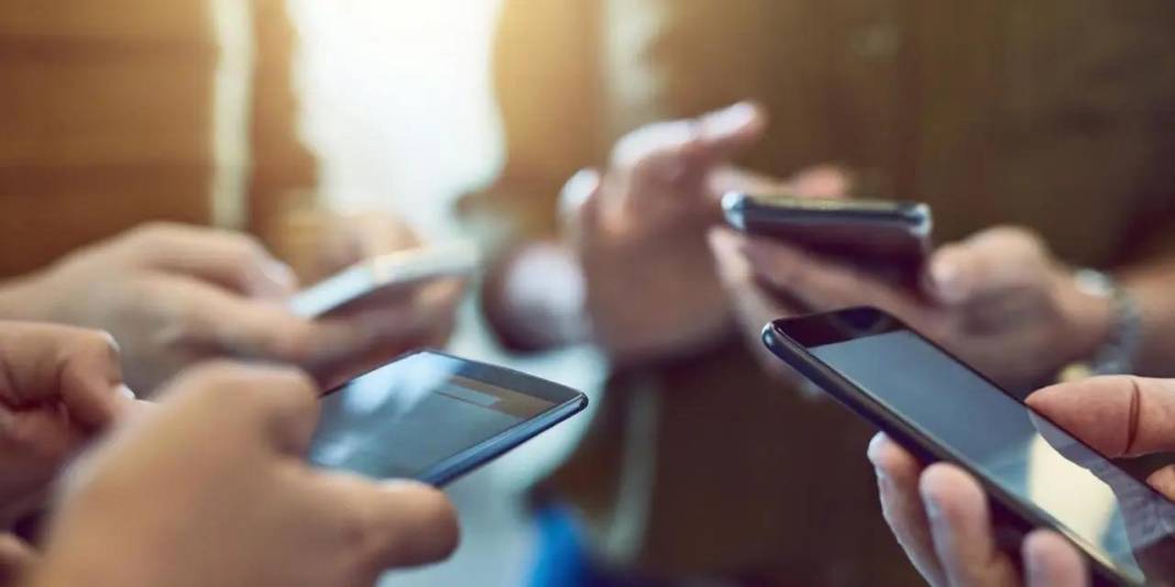 Cep telefonu kullanıcıları dikkat! O hatlar kapanacak 4