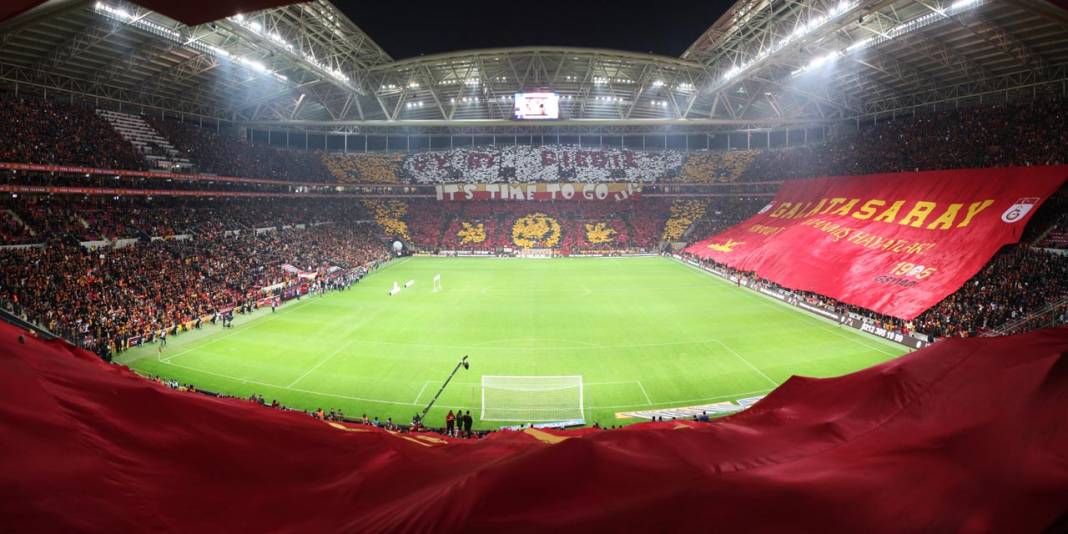 Taraftarı üzen haber geldi: Yıldız isim Galatasaray’dan ayrılıyor mu? 1