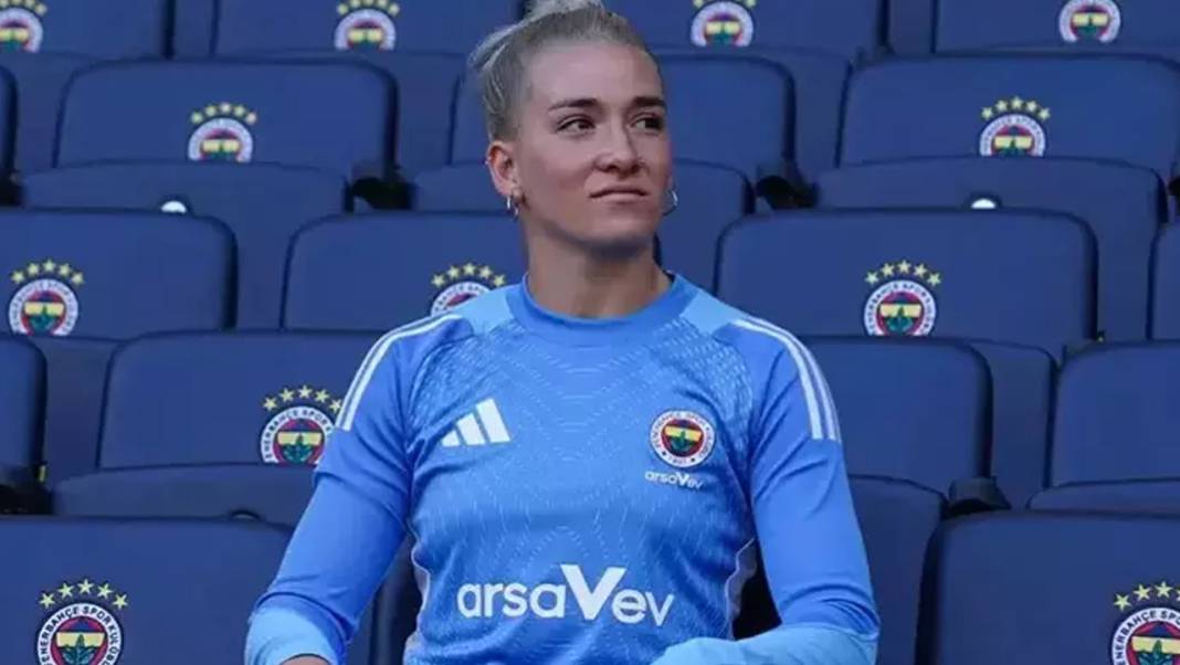 Fenerbahçe’de sürpriz veda: Yıldız kaleci ile yollar ayrıldı 2