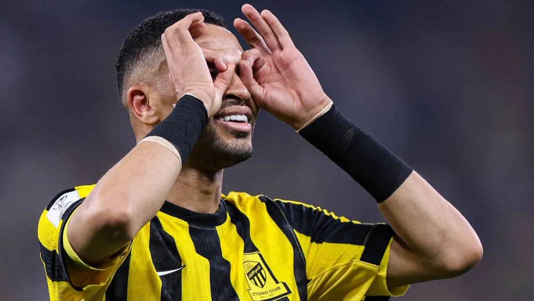 Fenerbahçe’nin eski yıldızı adeta kanaryaya nazire yaptı 4