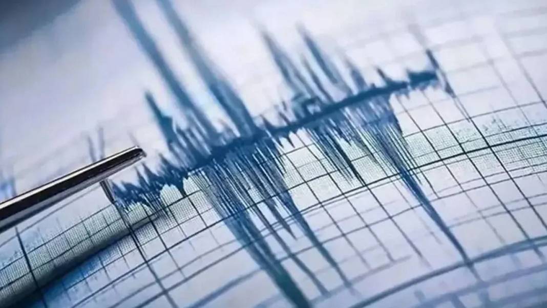 Akdeniz’de korkutan sarsıntı: Antalya körfezi açıklarında 4,1 büyüklüğünde deprem 1