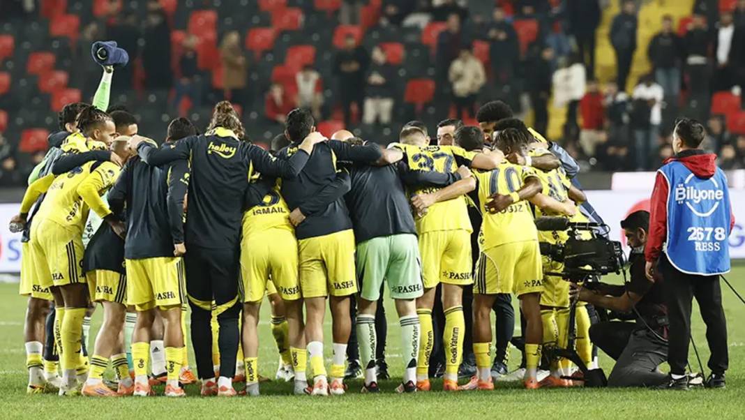 Fenerbahçe’de bir devir kapandı: Bir daha kadroya giremeyecek! 2