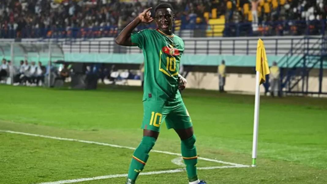 Kanarya’da şok gelişme! Genç yıldız Türkiye’yi terk etti 2