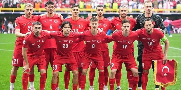 A Milli Takım futbolcularımıza gece yarısı saldırı düzenlendi 3