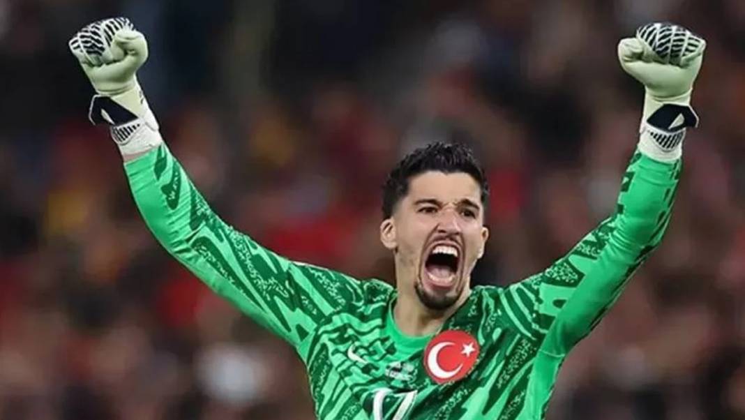 Transferde bomba gelişme: Altay Bayındır Süper Lig devine döndü 4