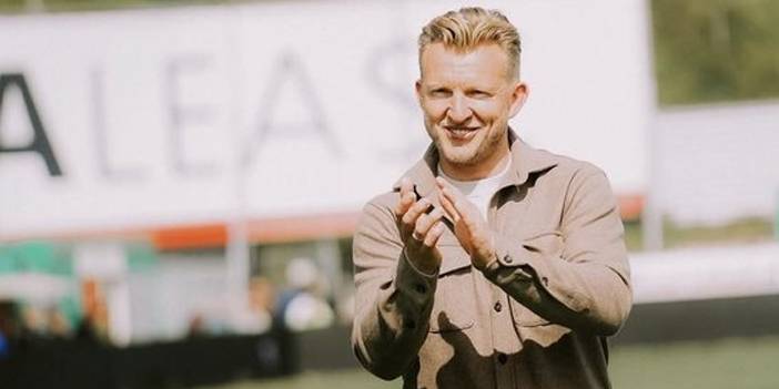 İsmail Kartal’ın yardımcısı olarak açıklanmıştı: Fenerbahçe’den Kuyt için ‘özür’ mesajı