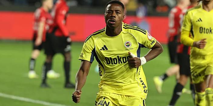 Fenerbahçe'de sürpriz ayrılık kapıda! Süper Lig’de bir takıma gidecek 5
