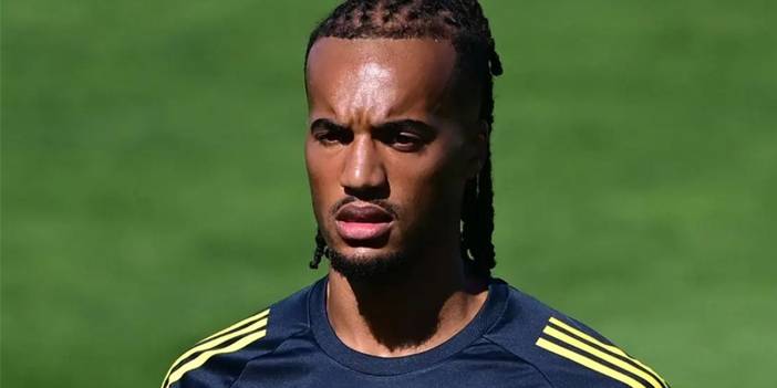 Fenerbahçe’nin bekine İngiltere’den dev talip 1