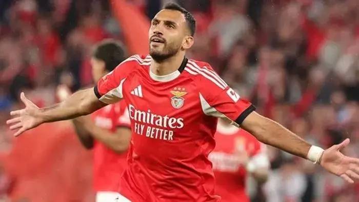 Fenerbahçe'den Golcü Operasyonu! Yıldız Forvet İçin Kesenin Ağzı Açıldı 4