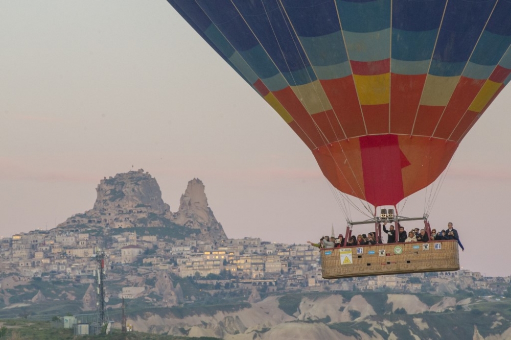 Turistlerin gözdesi sıcak hava balonları 12