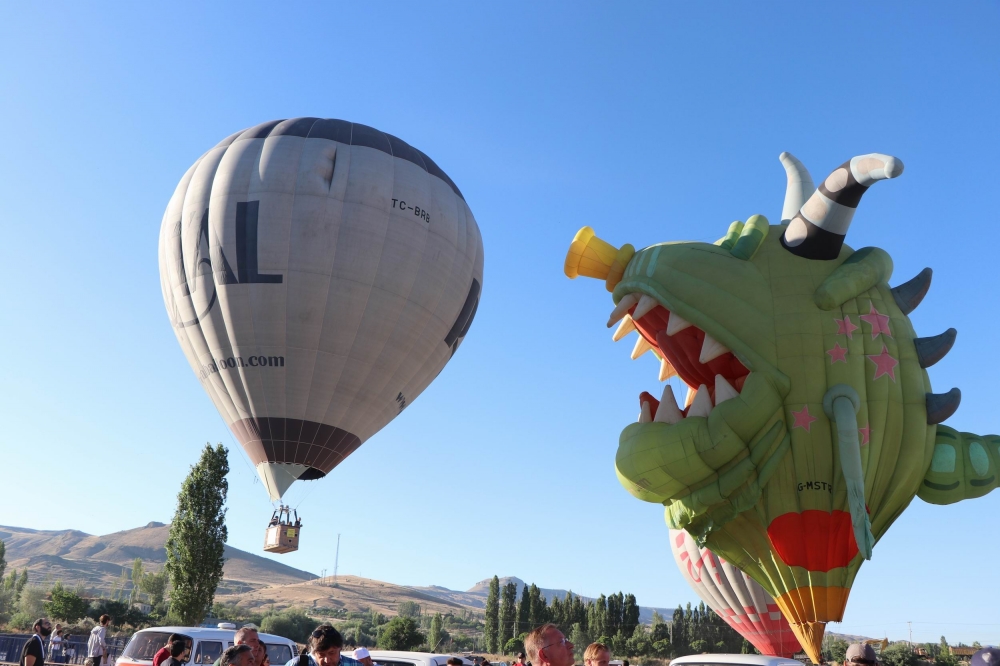 Uluslararası Kapadokya Balon Festivali'nden renkli görüntüler 13