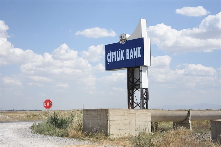 Konya'da 'Çiftlik Bank'ın tabelası ve temeli kaldı 6