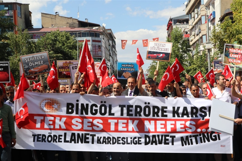 Tunceli, Hakari, Bingöl, Ağrı ve Diyarbakır PKK’ya karşı yürüdü 5