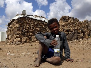 Yemen’de yerinden edilen sivillerin yaşam mücadelesi