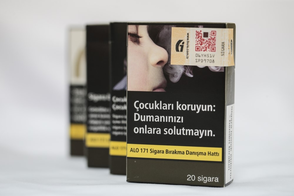 Sigarada düz ve standart paket uygulaması 1