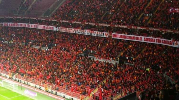 Galatasaray tribünlerinden sessiz çığlık 4