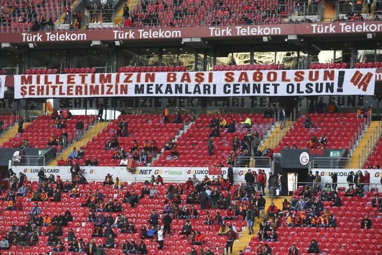 Galatasaray tribünlerinden sessiz çığlık 7