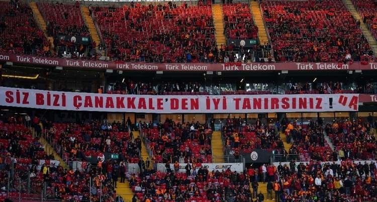 Galatasaray tribünlerinden sessiz çığlık 8