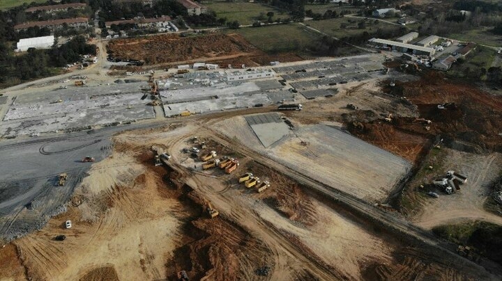 Sancaktepe’de yapılan hastane inşaatındaki son durum havadan görüntülend 10