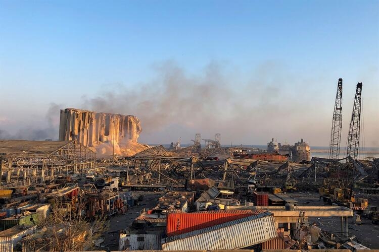 Lübnan Beyrut limanında korkunç patlama: Olay yeri fotoğrafları 6