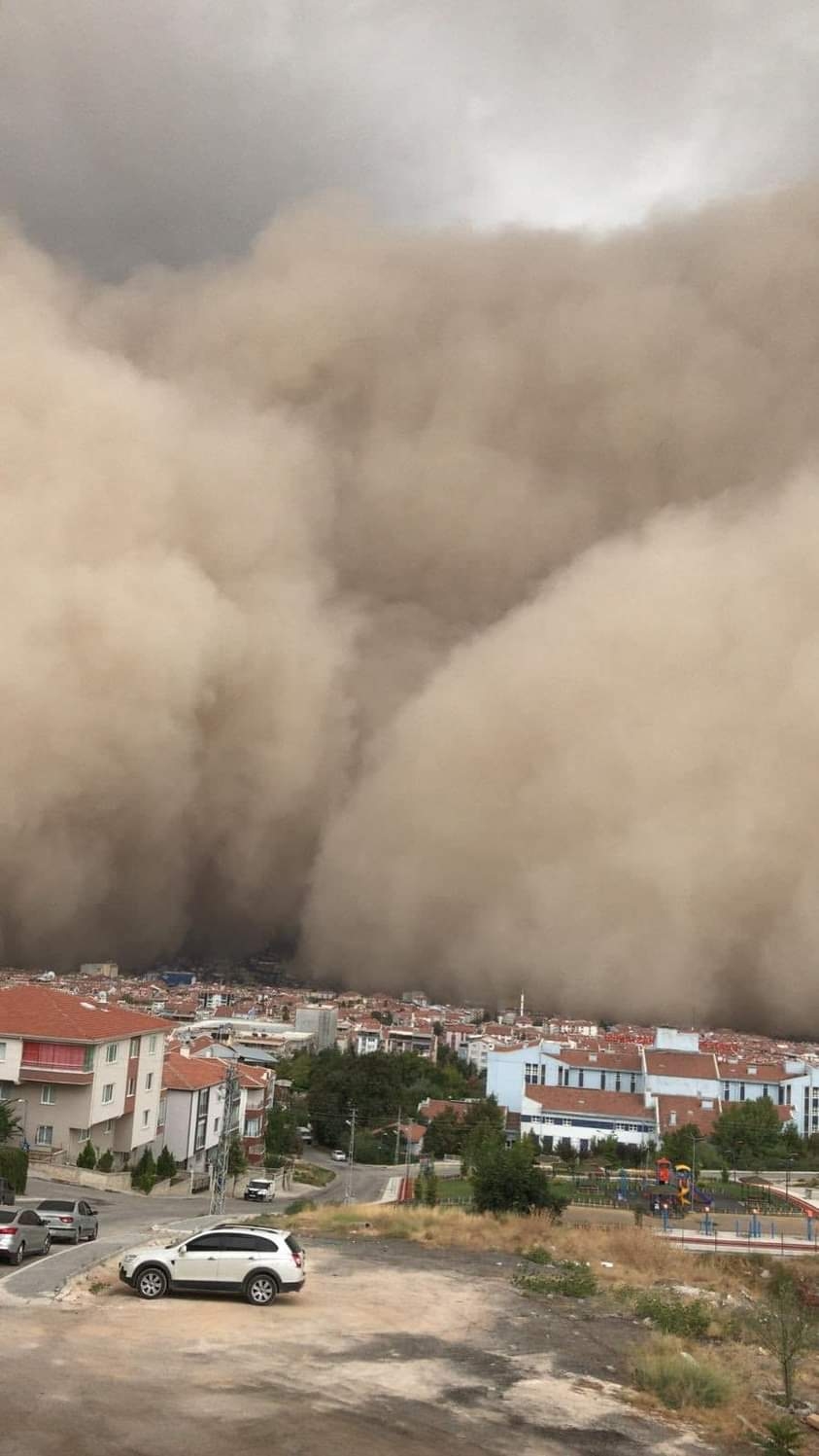 Ankara'da kum fırtınası 10