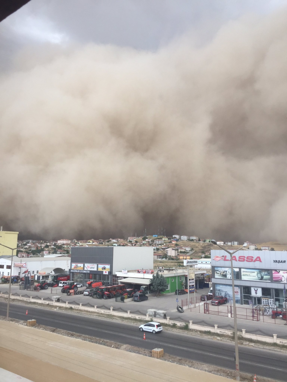 Ankara'da kum fırtınası 12
