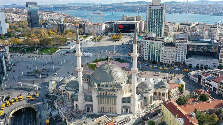 Taksim'e yapılan cami ramazanda açılıyor 1