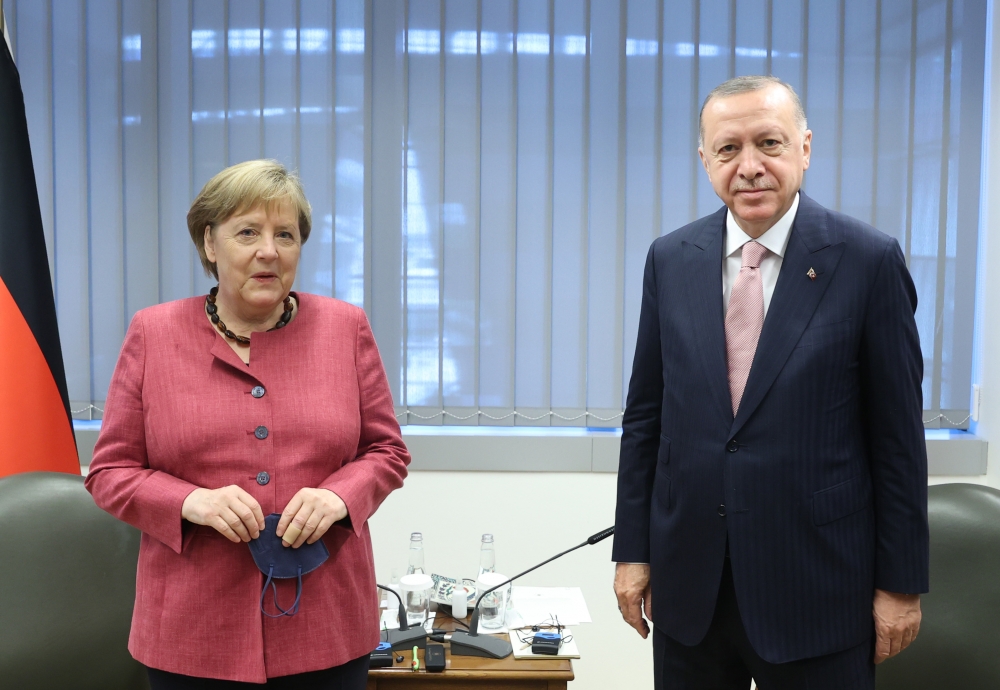Başkan Erdoğan, NATO Karargahında liderlerle bir araya geldi 11