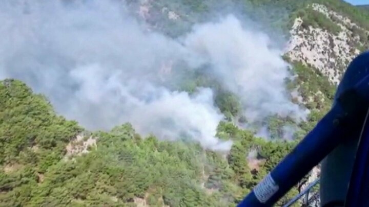 Kazdağları’nda orman yangını: 29 helikopter ve 4 uçakla müdahale sürüyor 14