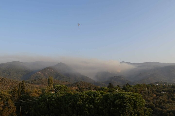 Kazdağları’nda orman yangını: 29 helikopter ve 4 uçakla müdahale sürüyor 16