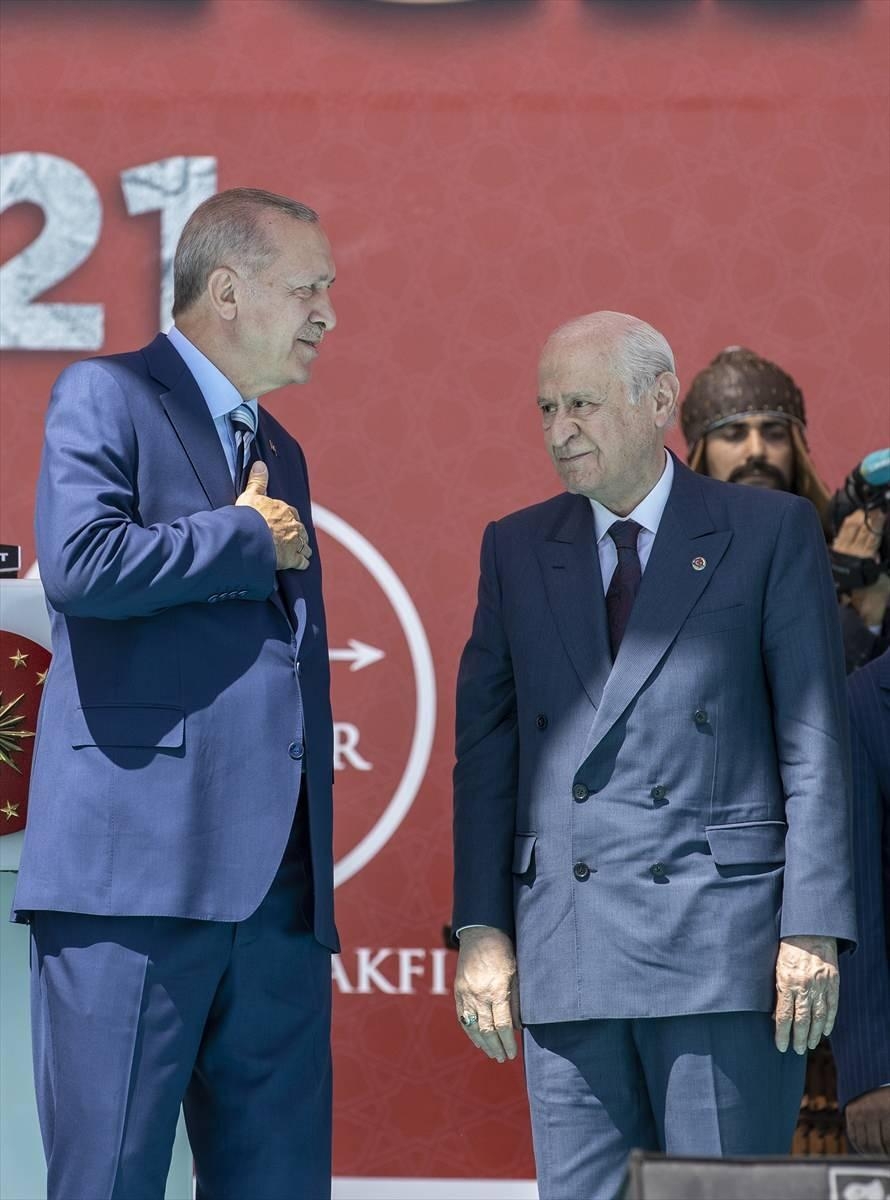 Erdoğan ve Bahçeli Malazgirt Milli Park'ında bir araya geldi 3