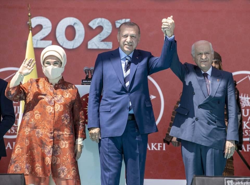 Erdoğan ve Bahçeli Malazgirt Milli Park'ında bir araya geldi 8
