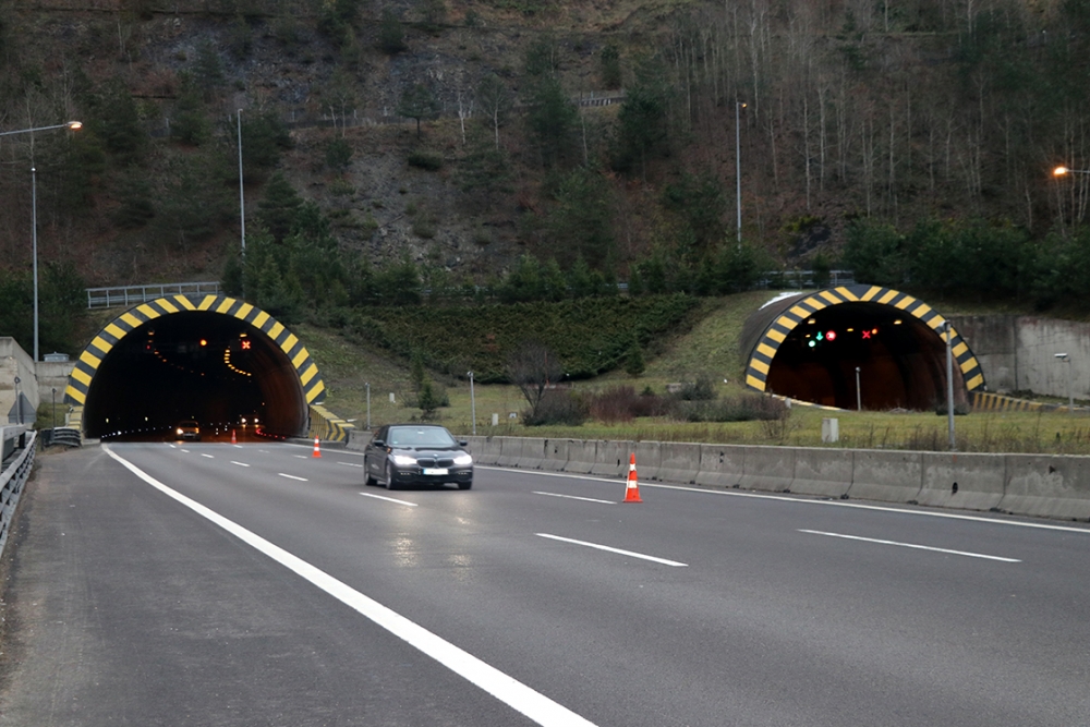 Bolu Dağı Tüneli'nden 10 milyon 550 bin araç geçti 4