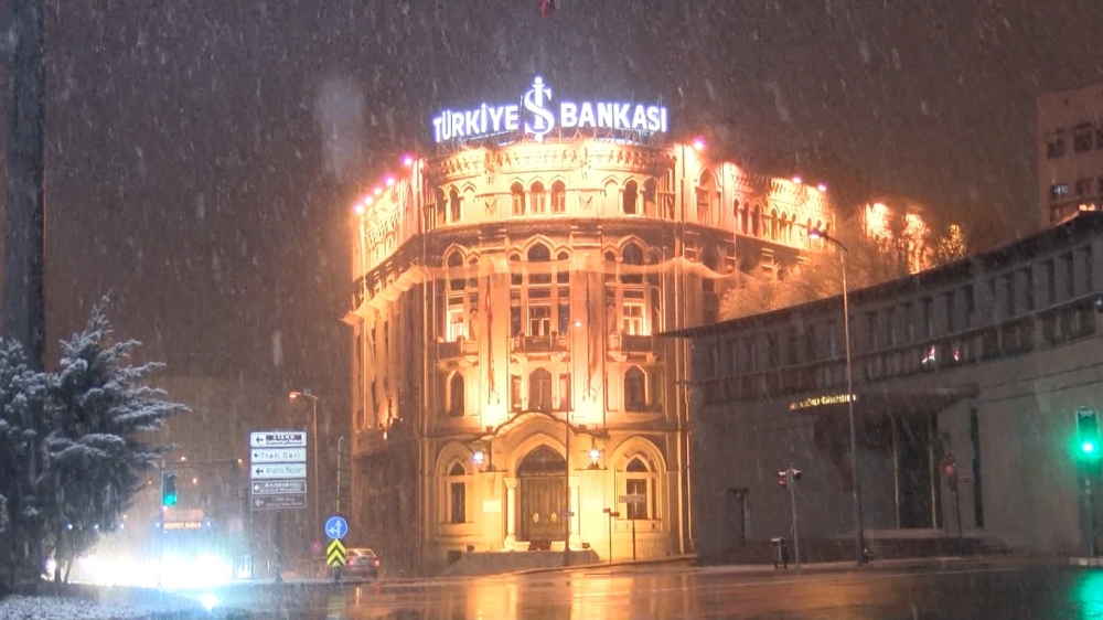 Ankara güne karla başladı 3