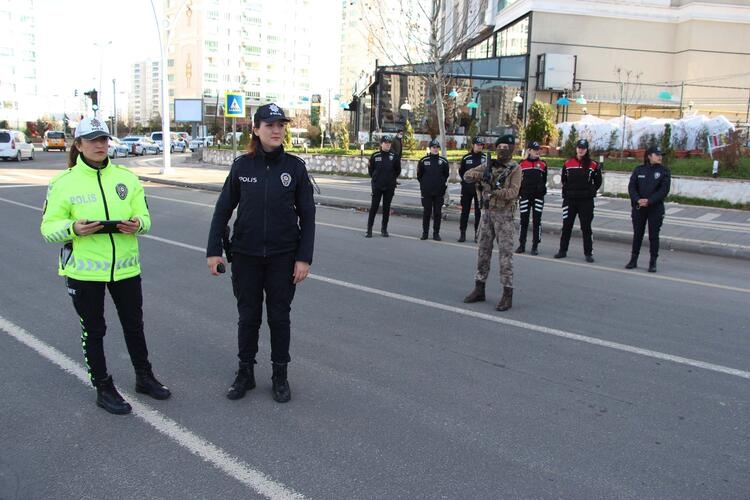Diyarbakır'da 8 Mart'a özel kadınlardan oluşan polis timi 16