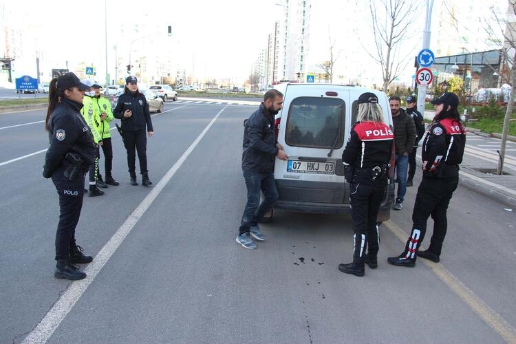 Diyarbakır'da 8 Mart'a özel kadınlardan oluşan polis timi 20