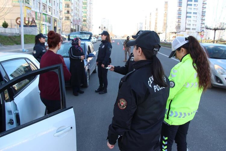 Diyarbakır'da 8 Mart'a özel kadınlardan oluşan polis timi 5