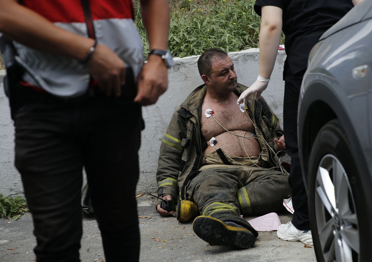 İstanbul'da Balıklı Rum Hastanesi'nde yangın çıktı 10