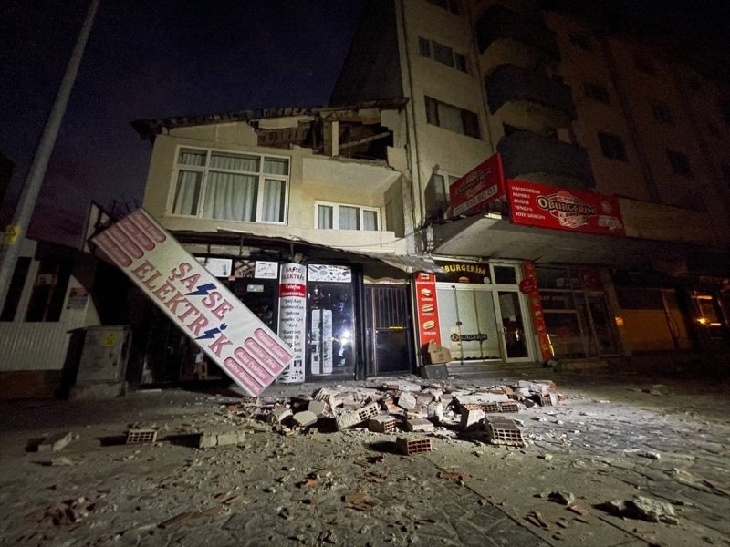Kare kare Düzce depremi 8