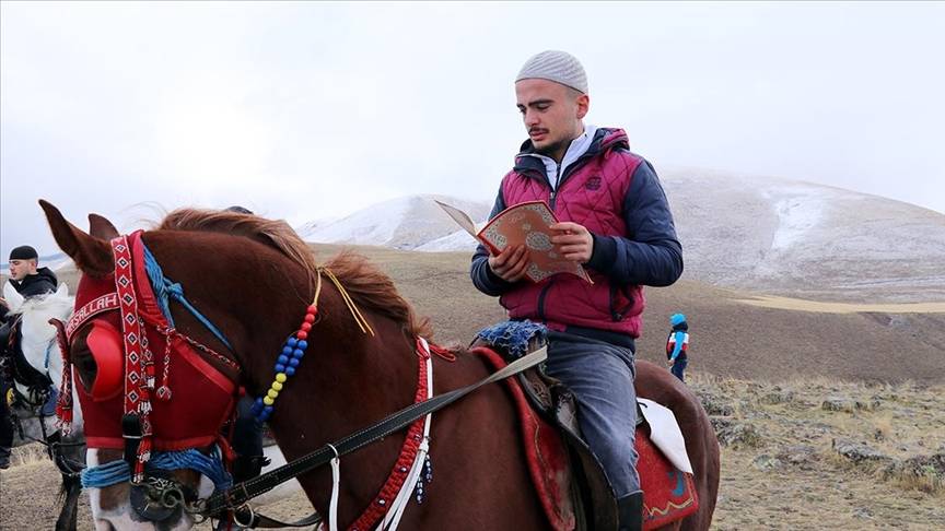 Erzurum'un 5 asırlık geleneği "1001 Hatim"ler başladı 1