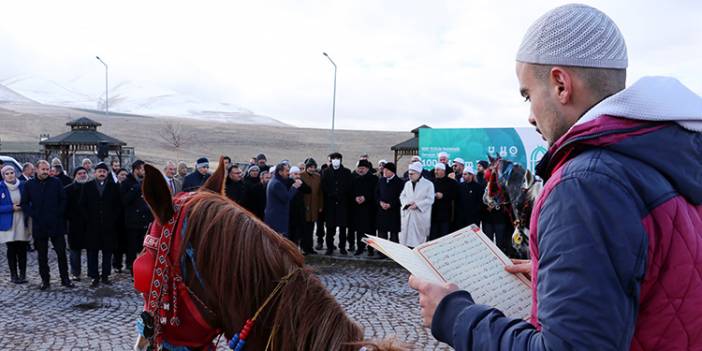 Erzurum'un 5 asırlık geleneği "1001 Hatim"ler başladı